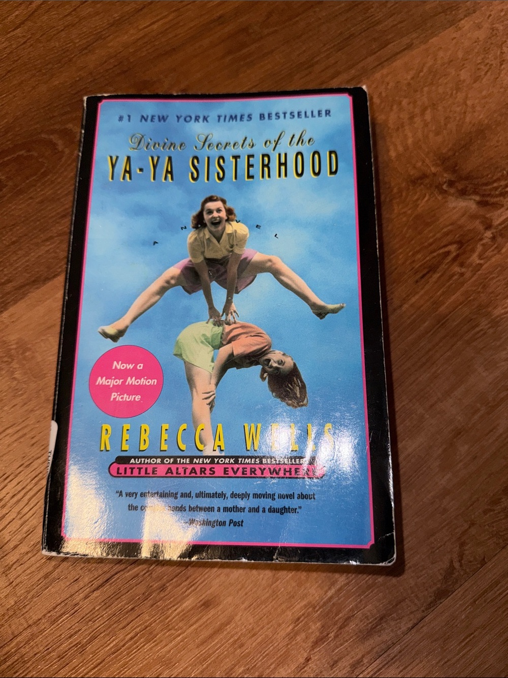 Divine Secrets of the Ya-Ya Sisterhood by Rebecca Wells - Blue Cover